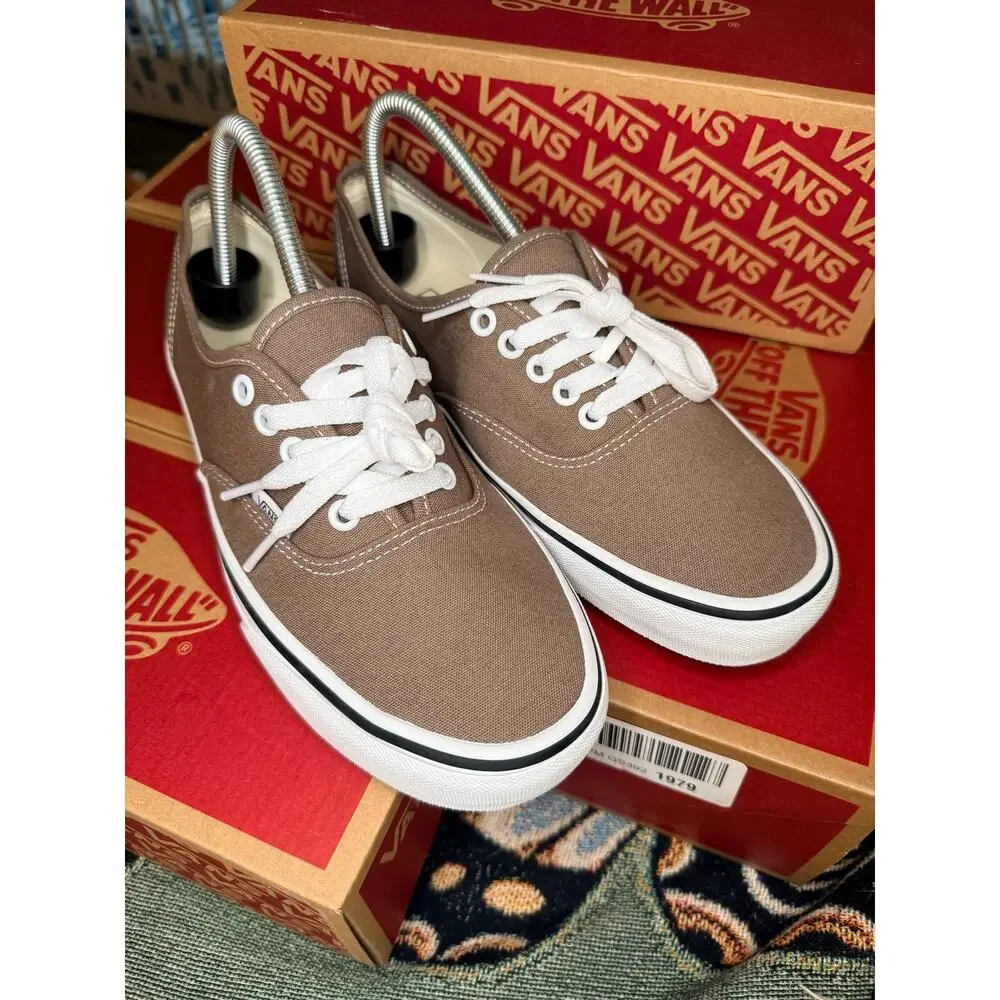 BRAND NEW Vans Authentic Walnut Men 8/Women 9.5